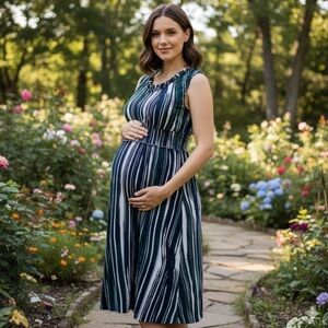 Liz Lange Maternity Dress size M sleeveless blue, green and cream elastic waist